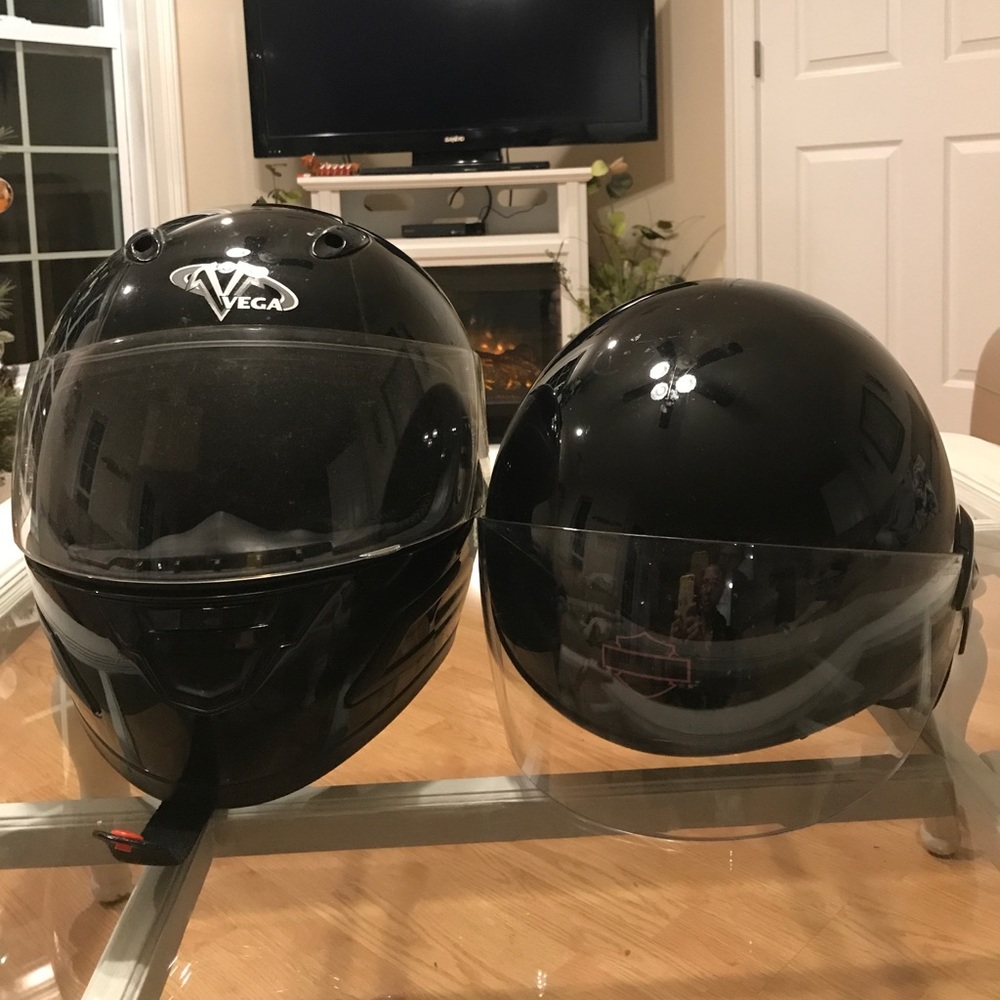 Vega full face helmet and Harley Davidson helmet